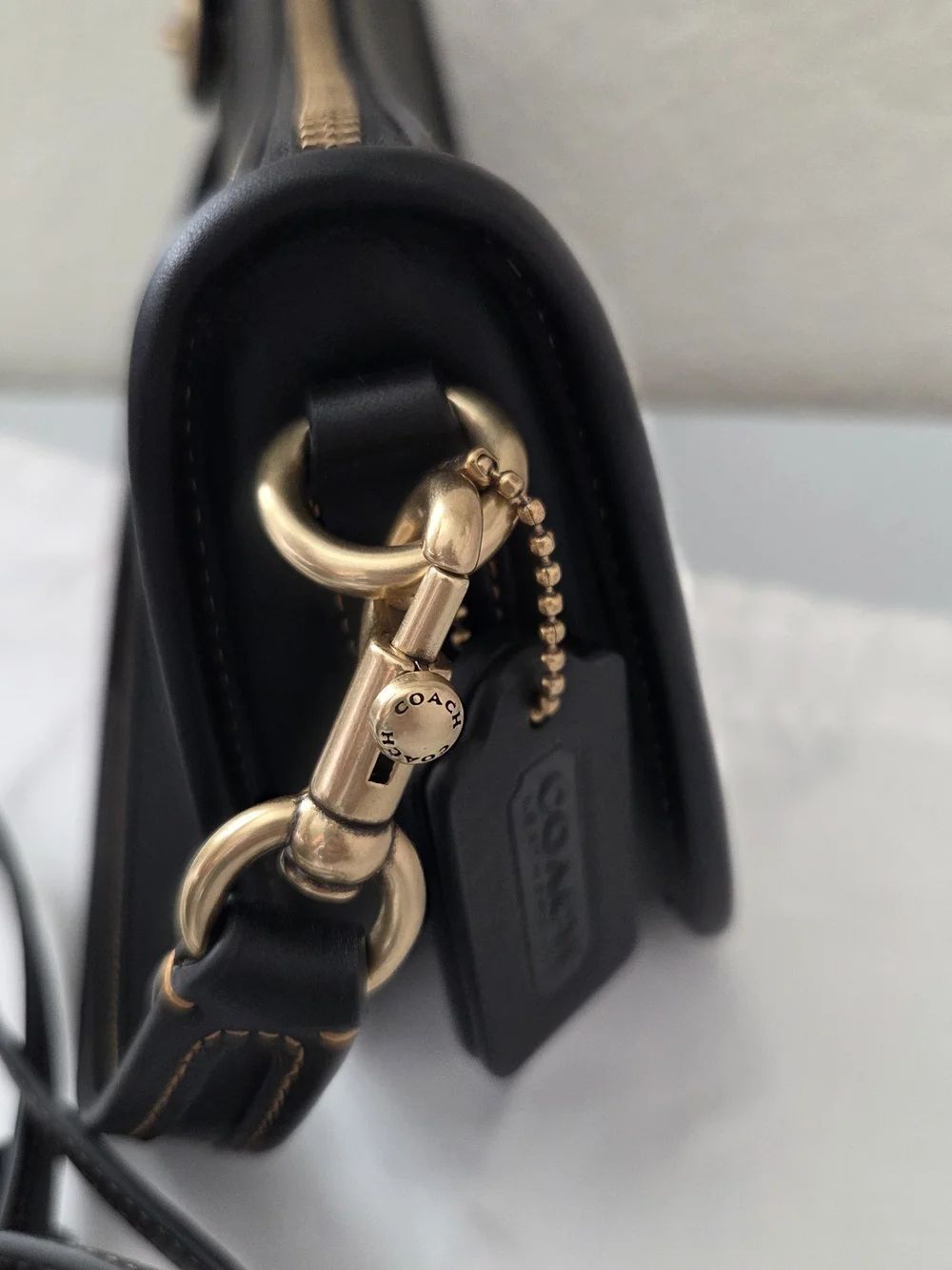 Coach Swinger Black Leather Shoulder Bag Crossbody - Picture 2 of 10